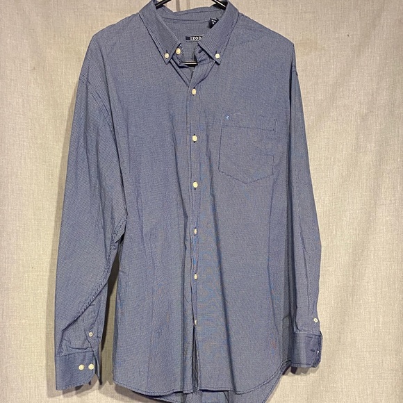 Izod Men's Button-Down Shirt in Blue - Picture 1 of 4